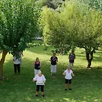 Ionis Hotel