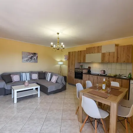 Otel Ionis Troianata